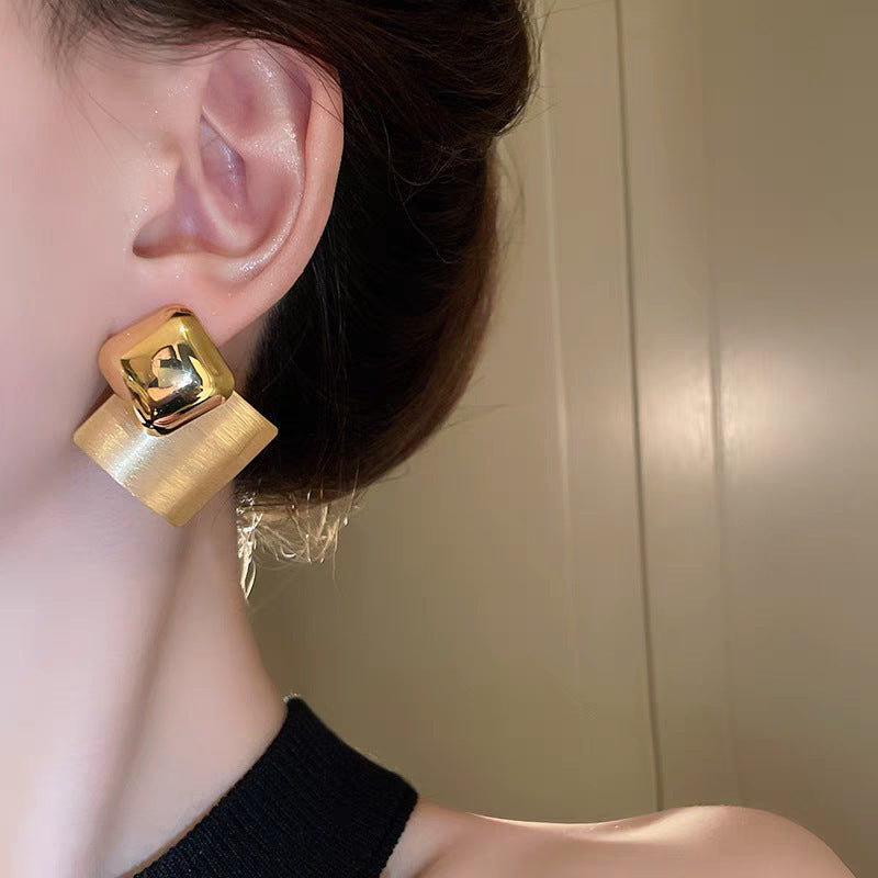 Women's Simple Gold Brushed Stud Earrings