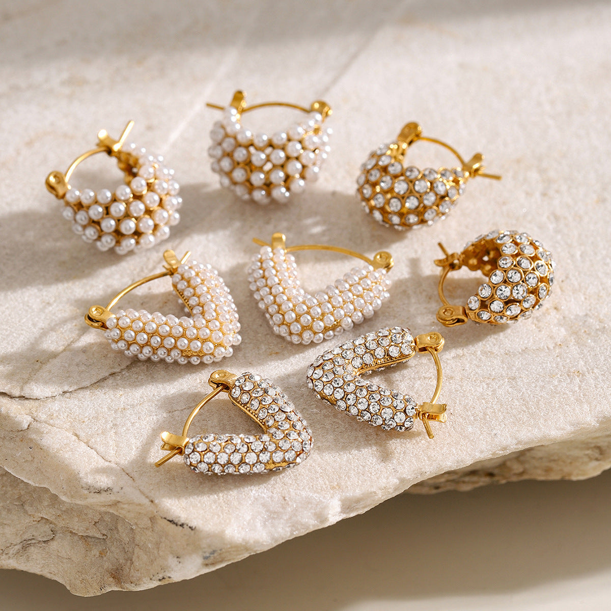 Fashion Hollowed-out Cabas Inlaid Rhinestone Earrings